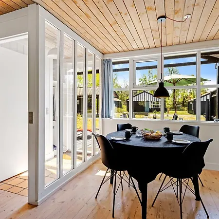 Hakan - 200m From The Sea By Interhome